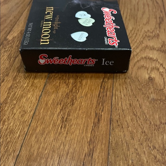 Twilight New Moon Sweethearts Candies - Picture 5 of 6